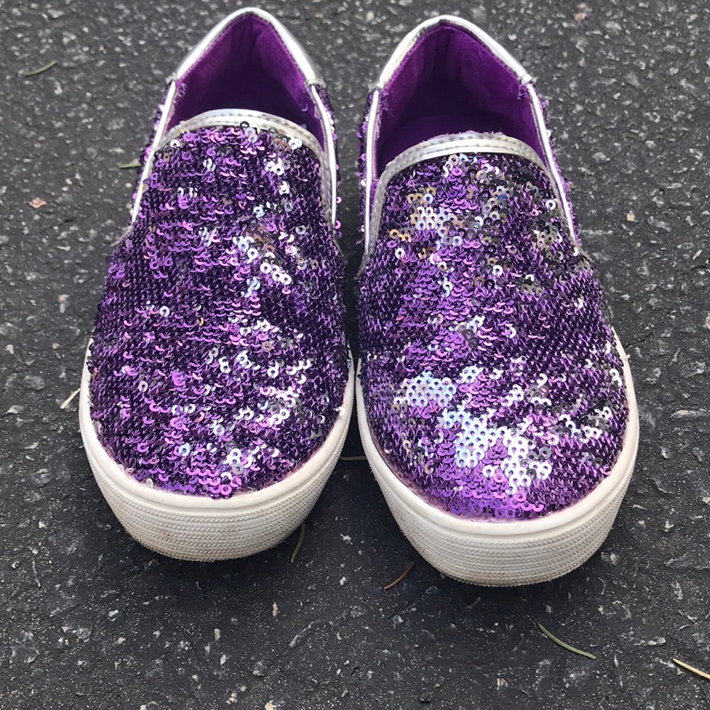Kenneth Cole purple sparkly Girls shoes- Size 11